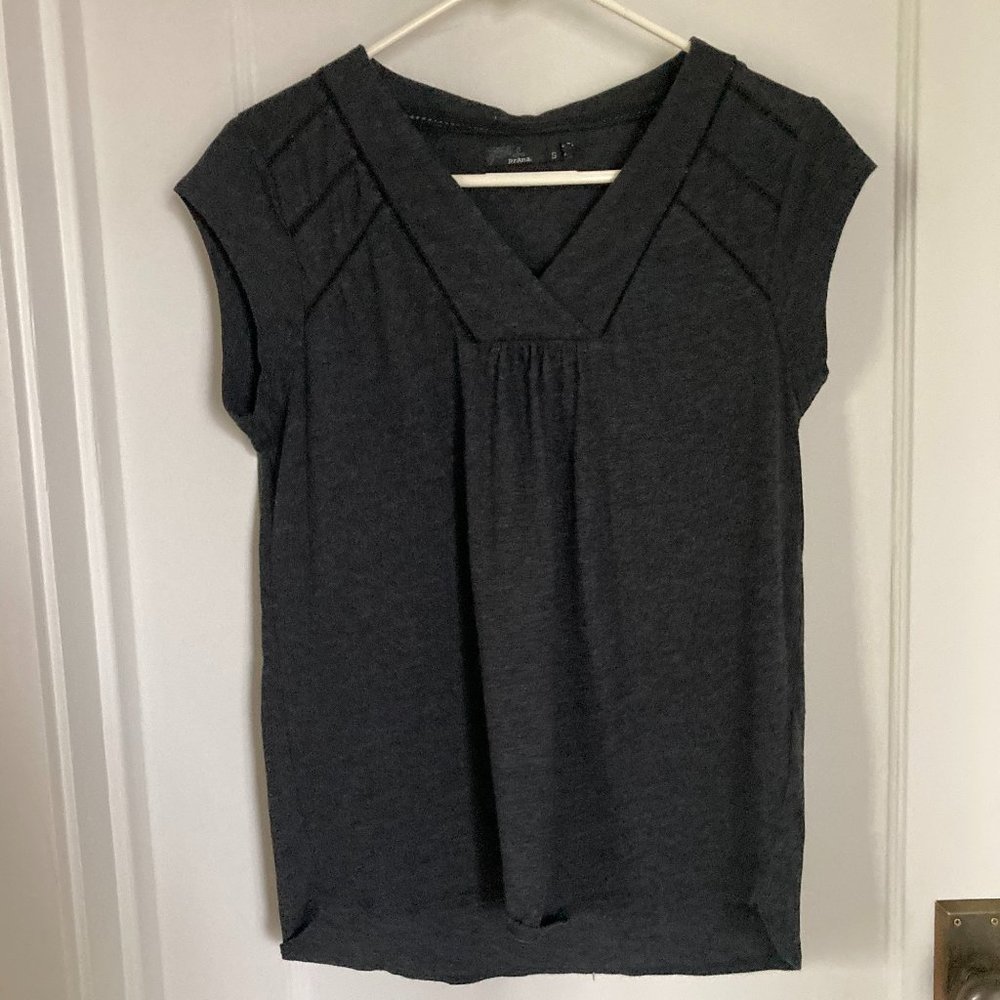 Gray prAna short sleeve shirt size S